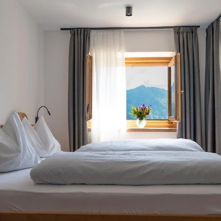 Gasthof Hochfirst Bed & Breakfast Corvara in Passiria Ngoại thất bức ảnh